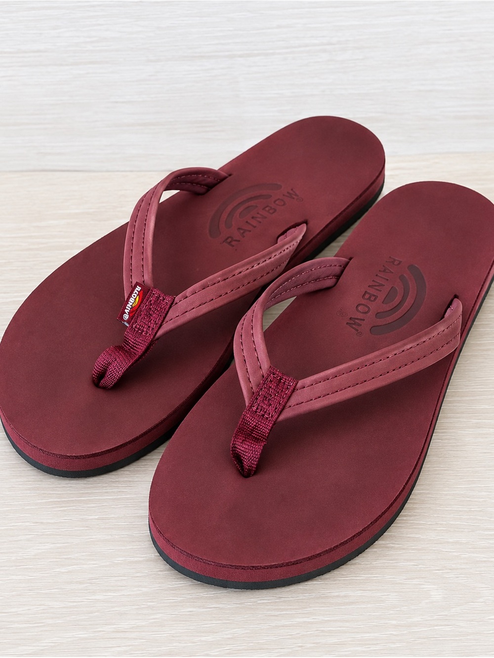 Rainbow Sandals Women Large 7.5-8.5 Burgundy Leather Flip Flops